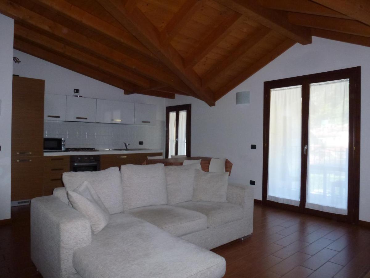 Casa Marck Apartment Maccagno Exterior photo